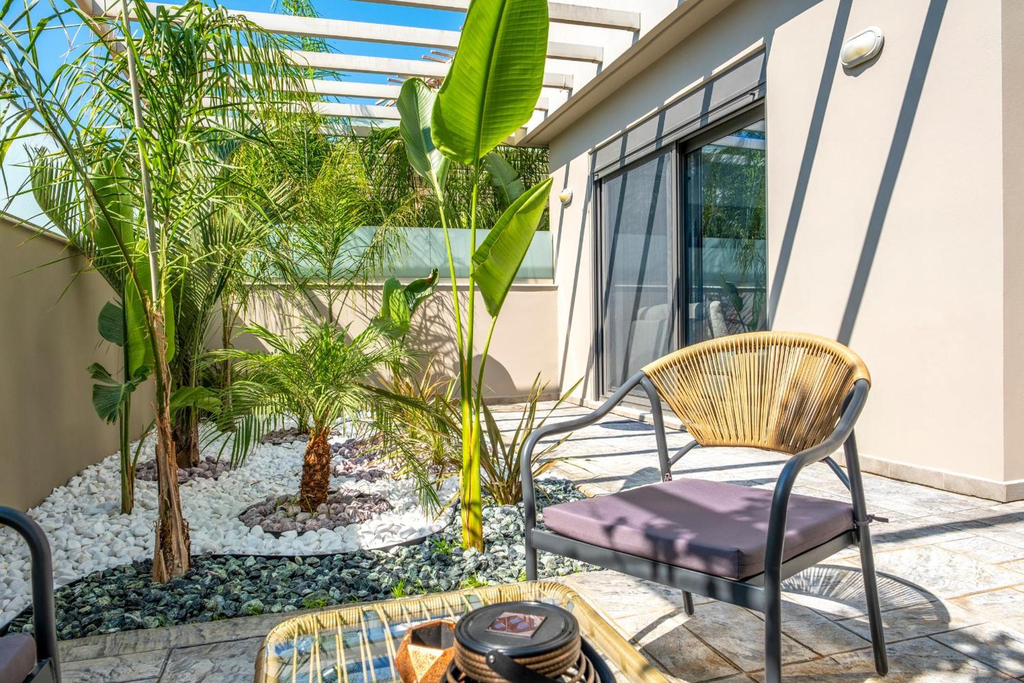 Delight Luxury Residences - Souda Exterior photo