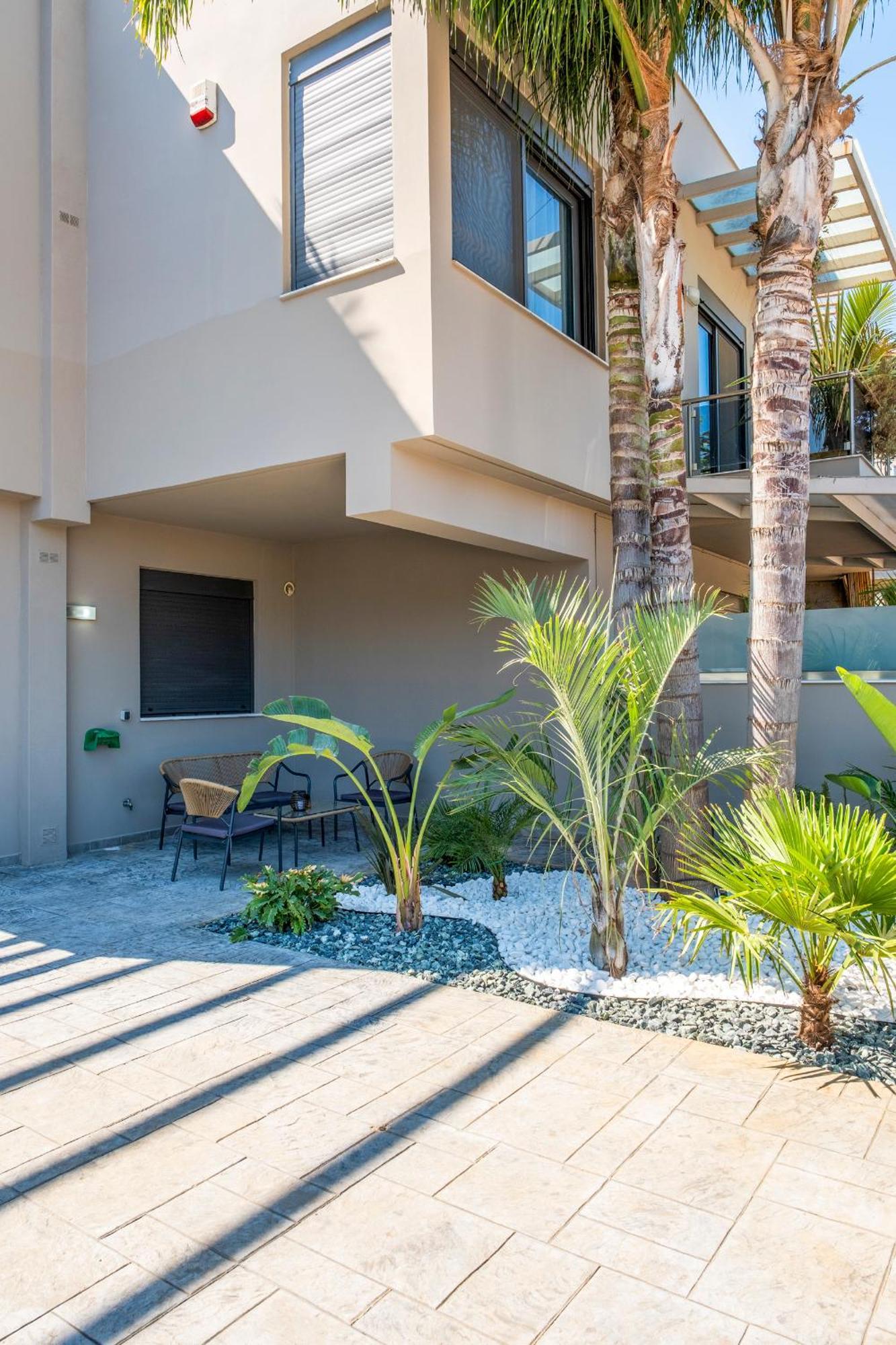 Delight Luxury Residences - Souda Room photo