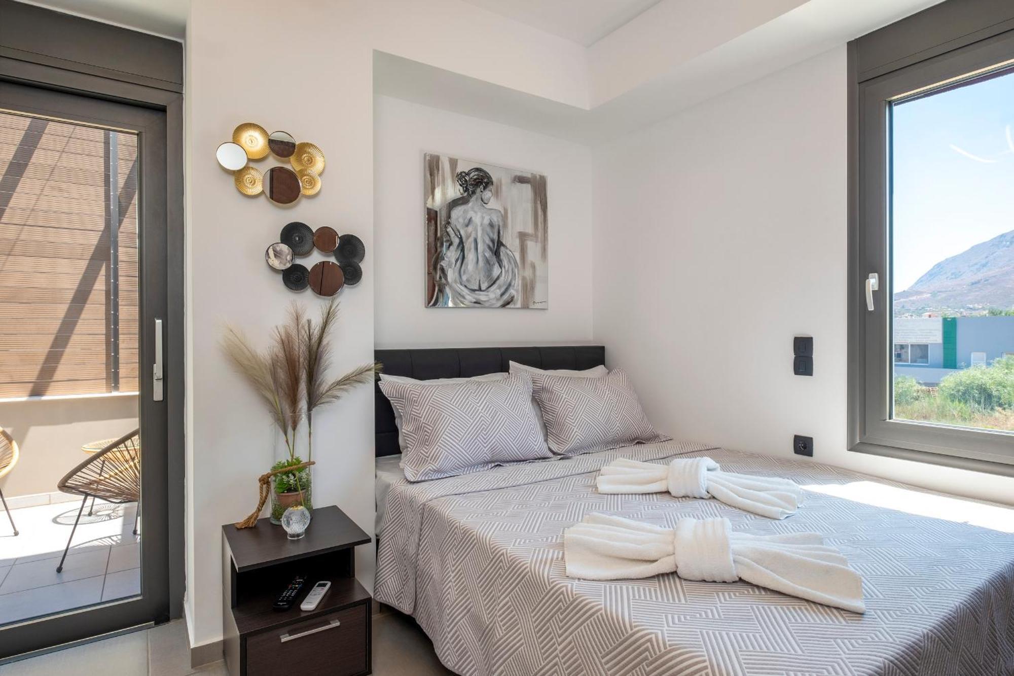 Delight Luxury Residences - Souda Room photo
